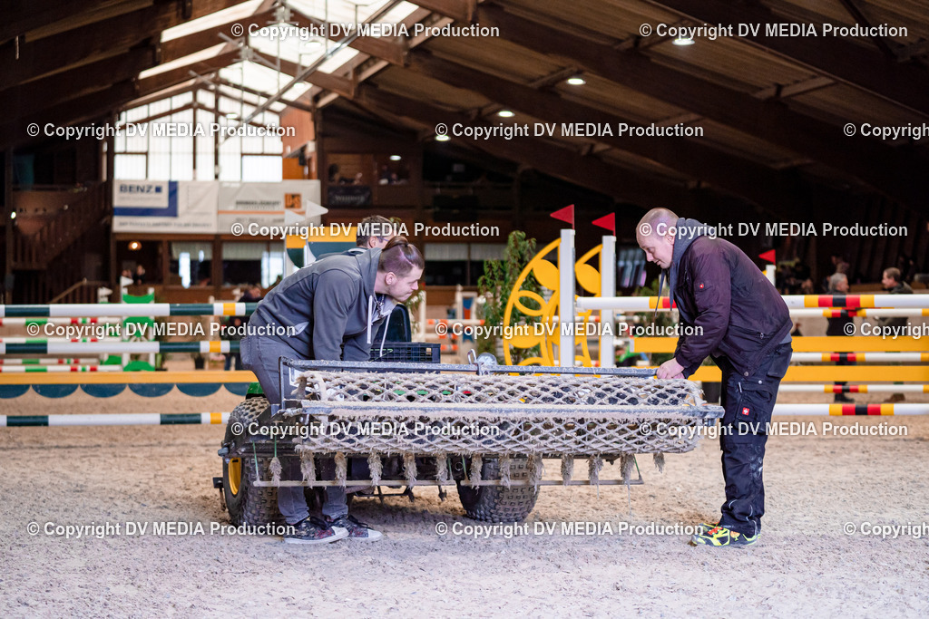 Springen Tag 1-656 | dv-media-shop - Realisiert mit Pictrs.com