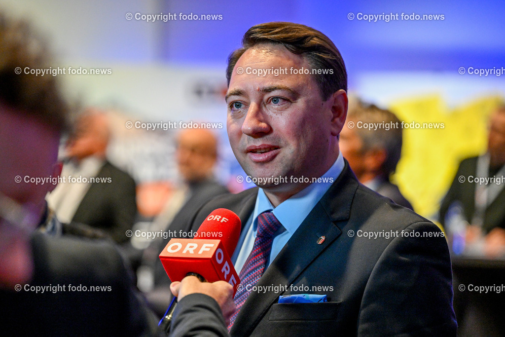Pressewahldienst Linz zur Nationalratswahl 2024_ 29.09.2024-30 | 29.09.2024, Ursulinenhof Linz AUT, Nationalratswahl 2024, Pressewahldienst im Bild LH-Stv. Manfred Haimbuchner (FP)