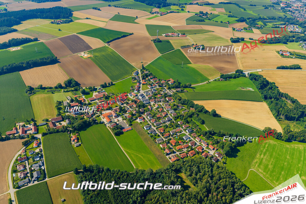 Luftaufnahme von Frauensattling Vilsbiburg Bild- Das Luftbild wurde 2025 vom UL-Flugzeug heraus erstellt ( keine Drohne ) - Hochauflösende Luftaufnahme -Nicht vergleichbar mit Google Maps oder Satelittenbilder- Die Geschenkidee !Mit Lizenz und Bildrechte bestellbar