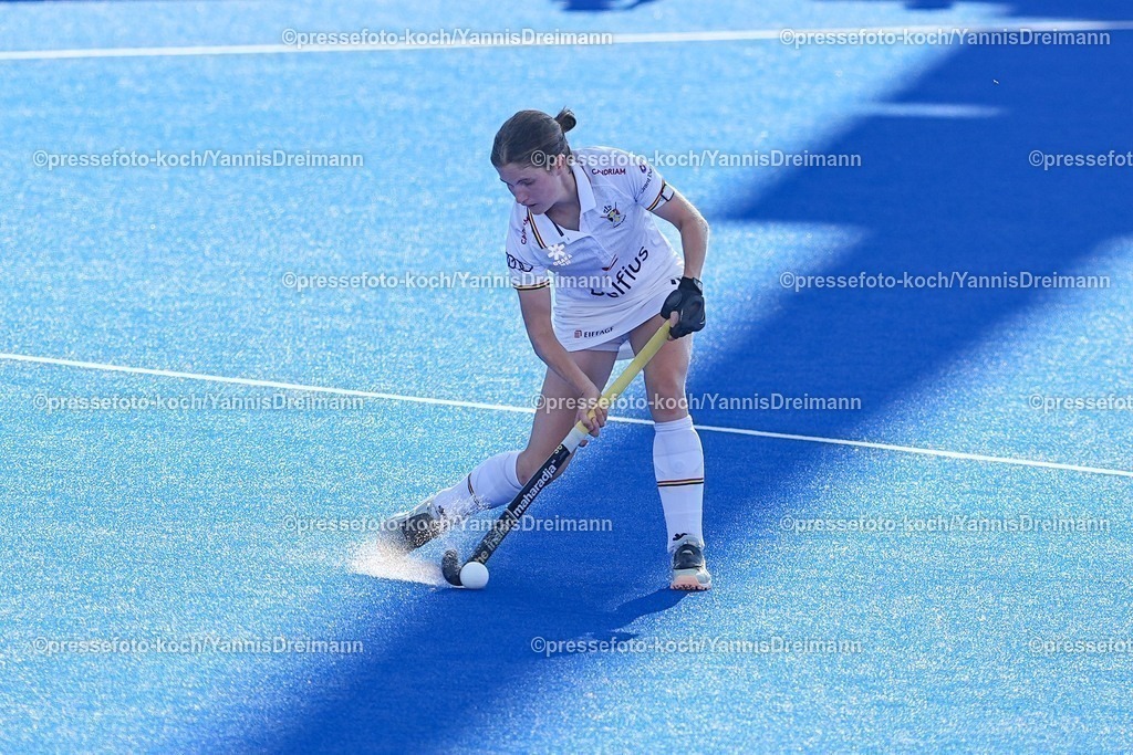 xydrx11082502034 | 11.08.2025, xydrx, Frauen EuroHockey Championship 2025, Gruppenphase, Gruppe B, England - Belgien, Sparkassenpark Mönchengladbach: Helene Brasseur (BEL #19)