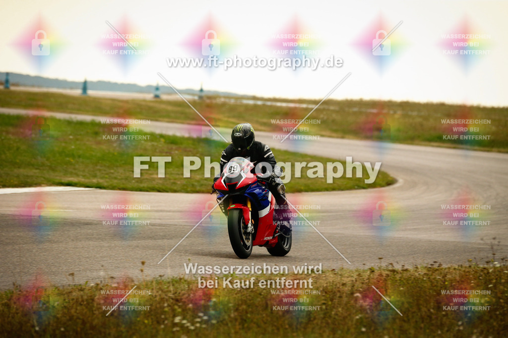 _MOT8267 | Hier findet Ihr Bilder von Touristenfahrten auf der Nürburgring Nordschleife oder von anderen Veranstaltungen die ich besucht habe. Viel Spass beim Durch Schauen 