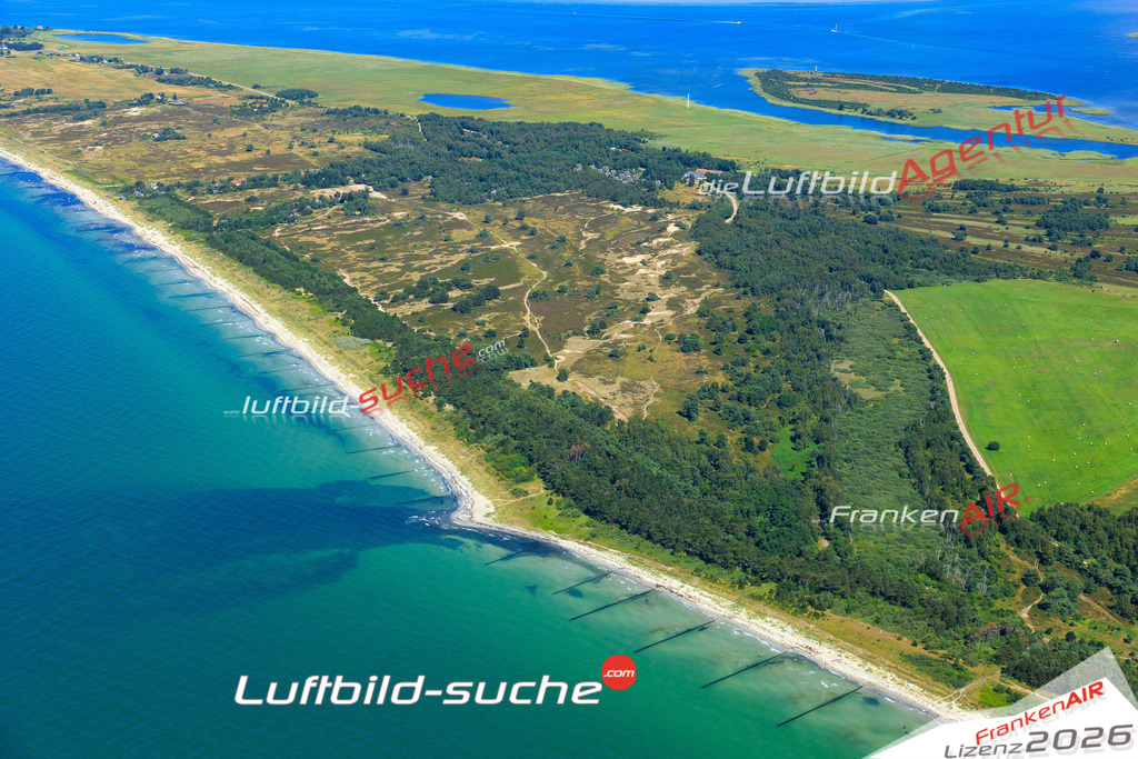 Die Luftaufnahme der Stadt Insel Hiddensee wurde vom UL-Flugzeug heraus erstellt ( keine Drohne )- hohe Auflösung für beste Qualität