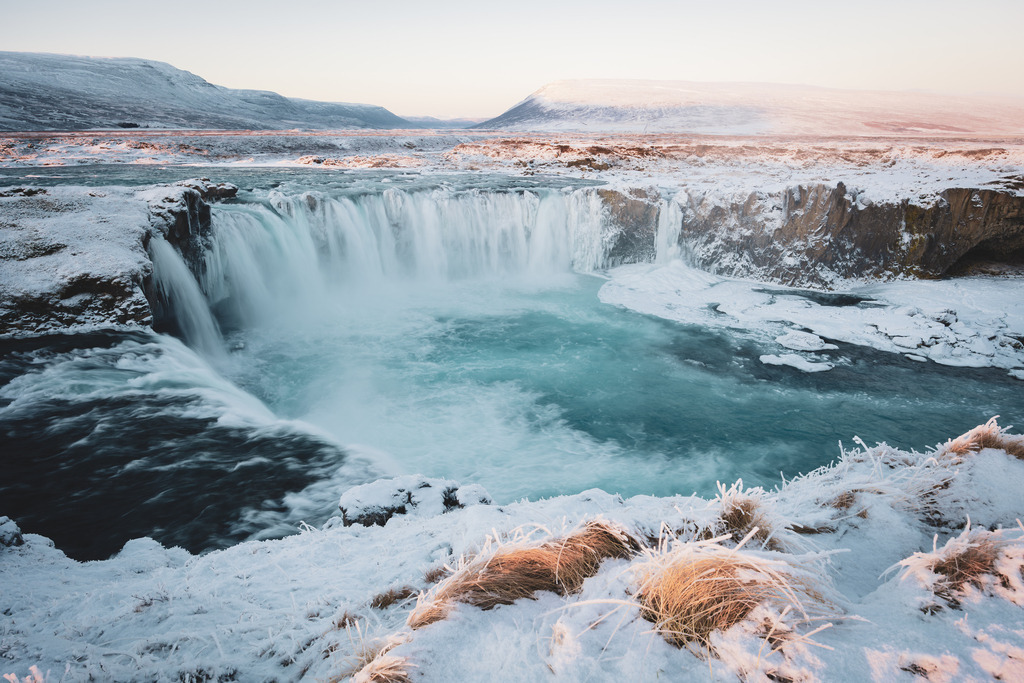 Iceland_Godafoss | Eisiger Blick auf den berühmten Godafoss. - Realisiert mit Pictrs.com