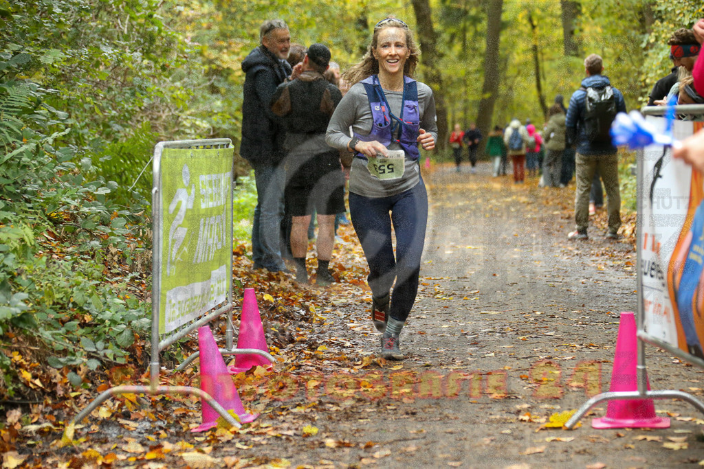 251026_1306_EX1_2482 | Sportfotografie im Rhein-Sieg Kreis, Köln, Bonn, NRW, Rheinland Pfalz, Hessen, etc. Unser Tätigkeitsfeld umfasst den Laufsport vom Volkslauf über den Marathon, Duathlon, Triathon bis zum Ultralauf wie Kölnpfad Ultra oder Schindertrail.