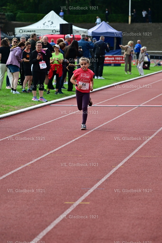 2026-08-23_Sparkassenlauf_1K5_RM_000199 | Die Fotografen - Realisiert mit Pictrs.com