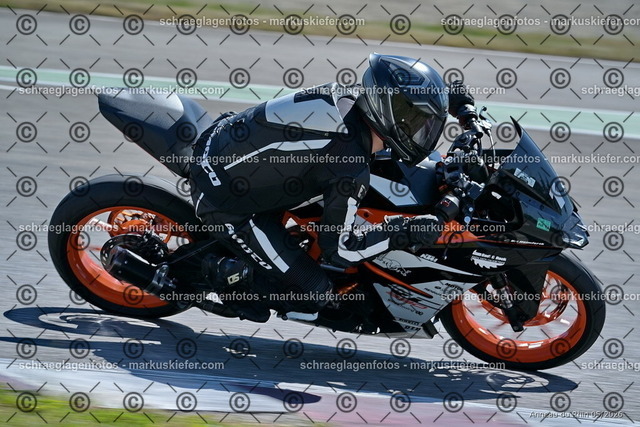 26BT01-0432 | 140 - Realisiert mit Pictrs.com