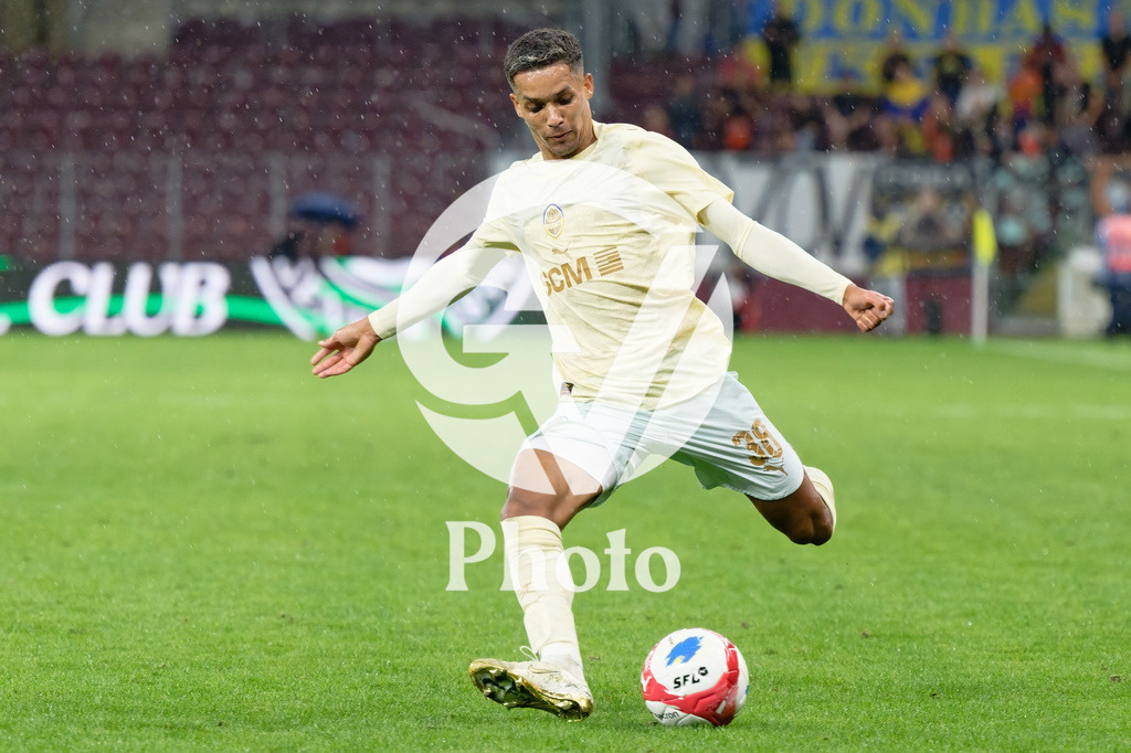 UEFA Conference League Play-offs 2nd leg - Servette FC v FC Shakhtar Donetsk | Pedrinho (38 FC Shakhtar Donetsk) shoots the ball (action)  during the UEFA Conference League Play-offs 2nd leg match between Servette FC and FC Shakhtar Donetsk at Stade de Geneve in Geneva, Switzerland