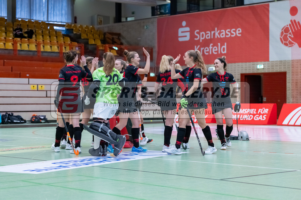 HK_20241214_100056 | 2. Bundesliga Halle Damen Crefelder HTC - DSD Düsseldorf am 14.12.2024 Halle Glockenpitz, Krefeld ,