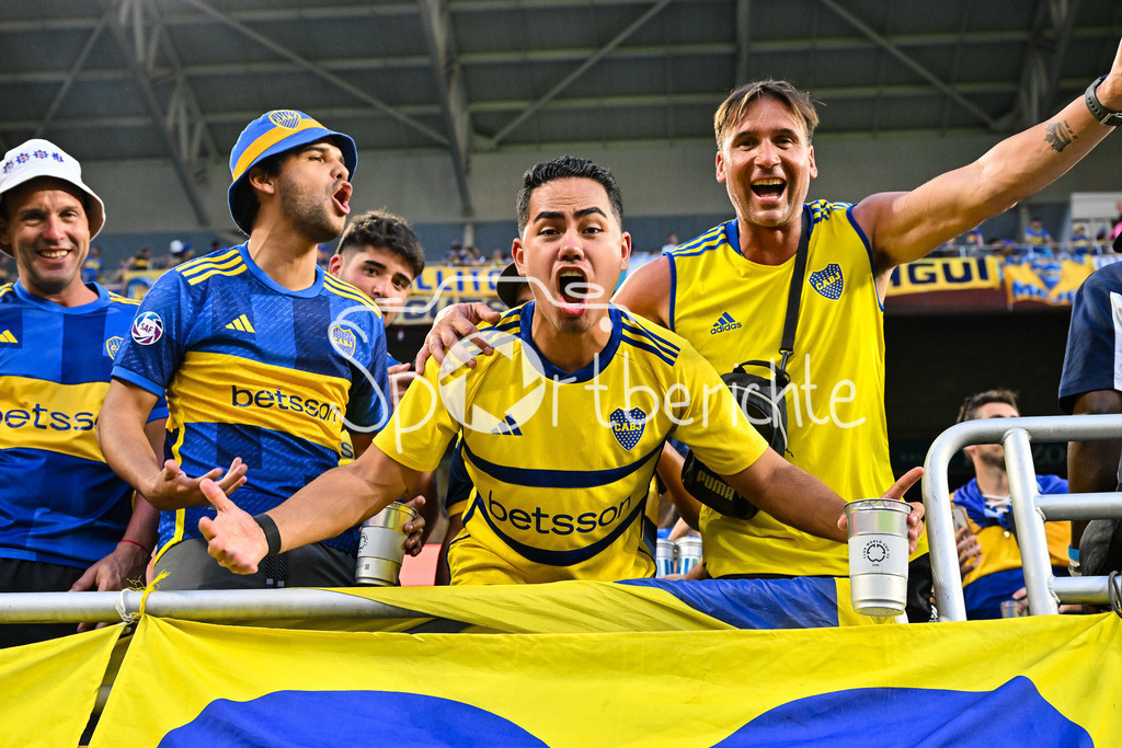 FC Bayern München - Boca Juniors | Das Hard Rock Stadium in Miami ist fest in Hand der Argentinieschen Fans der Boca Juniors / Argentinien / Argentina / Symbolbild / FIFA Club World Cup: FC Bayern Muenchen - Boca Juniors, Hard Rock Stadium am 20.06.2025