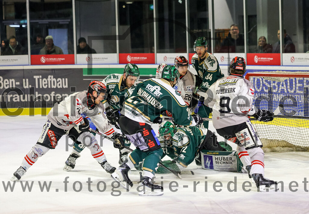 2026-02-08_008_TSV_Erding_gegen_ECDC_Memmingen_Indians | Erding, Deutschland, 08.02.2026:Eishockey, Oberliga Süd 2025 / 2026, 45. Spieltag, TSV Erding gegen ECDC Memmingen Indians, Endergebnis: Foto: Christian Riedel / fotografie-riedel.net
