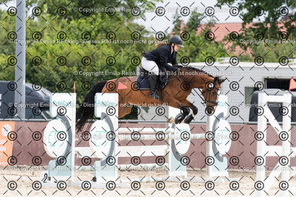 CL5A2032 | Emilia Reinking Fotografie - Realisiert mit Pictrs.com