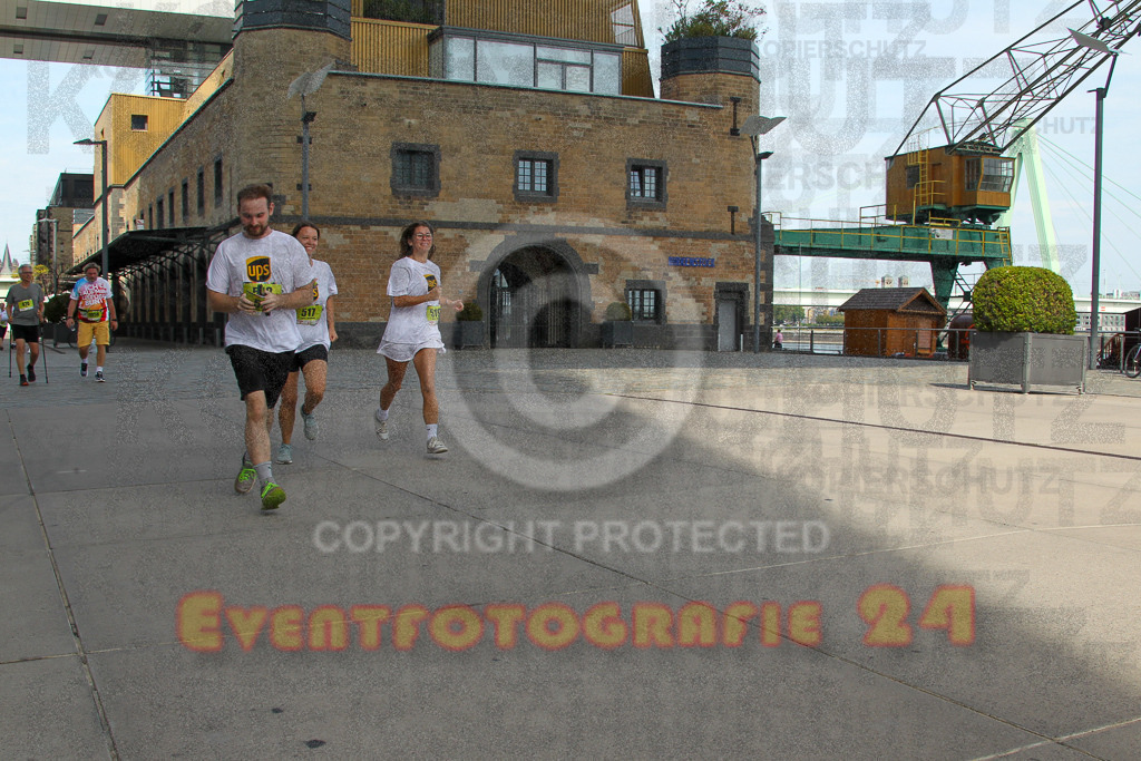 250920_1348_EV4_6686 | Sportfotografie im Rhein-Sieg Kreis, Köln, Bonn, NRW, Rheinland Pfalz, Hessen, etc. Unser Tätigkeitsfeld umfasst den Laufsport vom Volkslauf über den Marathon, Duathlon, Triathon bis zum Ultralauf wie Kölnpfad Ultra oder Schindertrail.