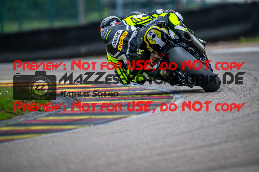 MaZZes_FotoMatrix_240503_6007705_9397 | SBK
