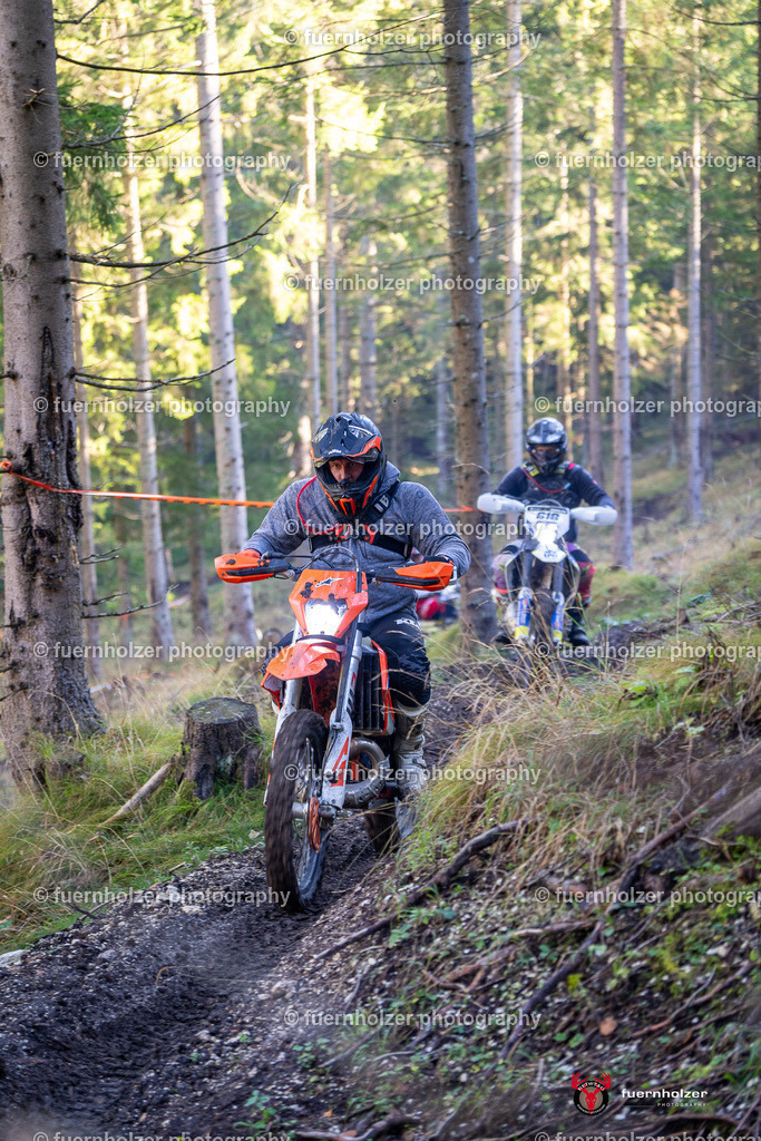 fuernholzer_241026-C2-84 | Fotografische Impressionen von der Red Stag Enduro Extreme by fuernholzer-photography.com. Endurosport in Österreich fotografisch festgehalten von fuernholzer. Auftragsfotografie für Private, Gewerbefotos und Industriefotografie. Eventfotografie, Sportfotografie und Motorsportfotografie. Anbieter von Fotoworkshops, Fototraining, fotografischen Vorträgen und Fotoseminaren.