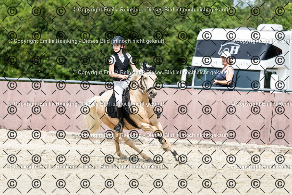 CL5A4165 | Emilia Reinking Fotografie - Realisiert mit Pictrs.com