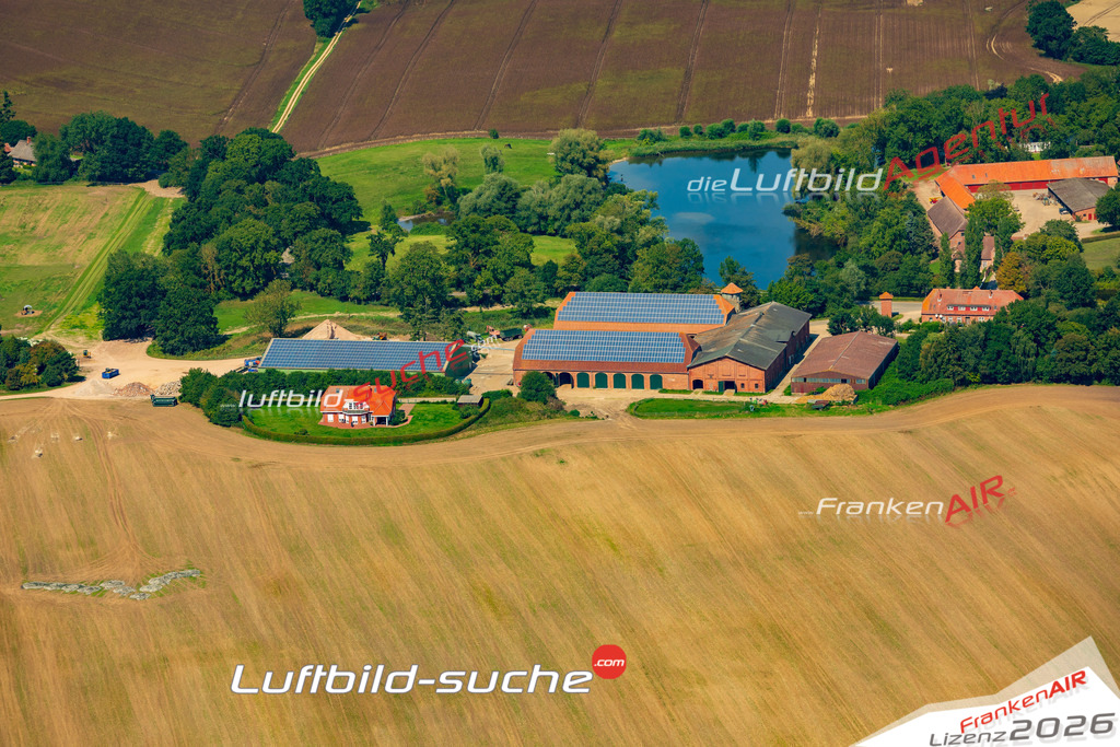 Luftaufnahme Brodau Schashagen - Die Luftaufnahme wurde 2025 vom UL-Flugzeug heraus erstellt ( ohne Drohne ) - Hochauflösende Luftaufnahme - für professionelle Ausdrucke geeignet. Die Geschenkidee !Mit Lizenz und Bildrechte bestellbar