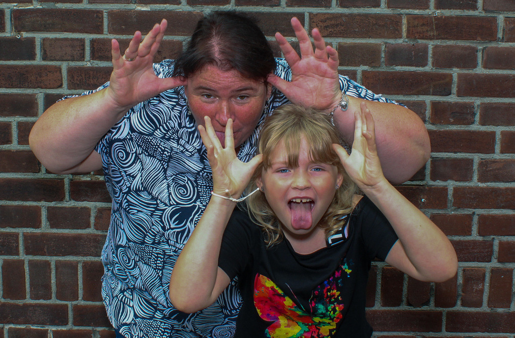 top-top.de-250601-224 | Foto, Video, Fotografie, Videografie, Fotobox, DJ, Discjockey, Musik, Musikbox, Veranstaltung, Photobooth, Amazon, Ebay, Buchtipp, Bestseller, Autor, Verlag, Buch, Wesel, Hamminkeln, NRW, Dinslaken, Rees, Drohne, Hochzeit, Party, Fotobox, Wesel, Fotograf