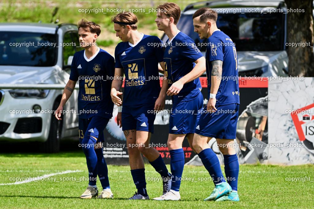 ATUS Velden vs. VST Völkermarkt | #13 Felix Fürstaller ATUS Velden, #10 Lukas Lausegger ATUS Velden, #18 Nicolas Manuel Modritz ATUS Velden, #9 Tom Zurga ATUS Velden, ATUS Velden vs. VST Völkermarkt, ATUS Velden vs. VST Völkermarkt am 30.05.2024 in St. Egyden (Sportpark St. Egyden), Austria, (Photo by Bernd Stefan)
