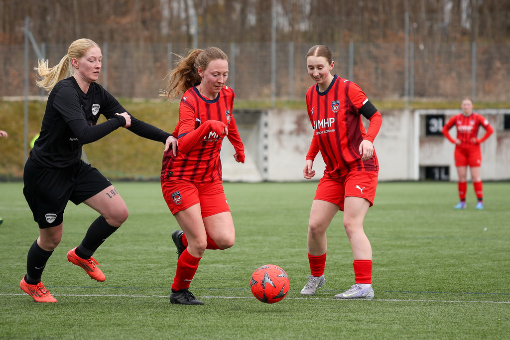 20260329-FCH-HS_034 | 1.FC Heidenheim 1846 II vs. SGM Hohenmemmingen/Sontheim, Fußball, Frauen, Bezirksliga, 2025/2026, 14. Spieltag, 29.03.2026 in Heidenheim, Kunstrasen b. Voith-Arena West(Foto: Michael Bulling) - Realisiert mit Pictrs.com