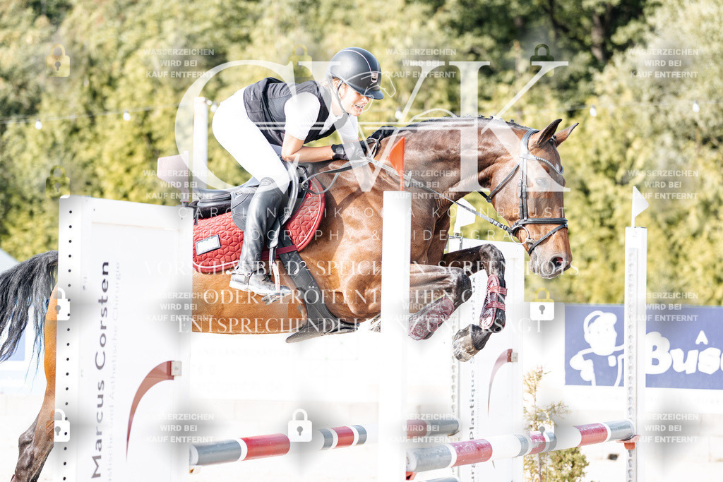 CK905838 | Turnierfotografie Pferdefotografie Trier Rheinland-Pfalz Pferdesport Reitsport Tierfotografie Sportfotografie Pferdevideo Pferdevideografie Equestrianvideography equestrianphotography  - Realisiert mit Pictrs.com