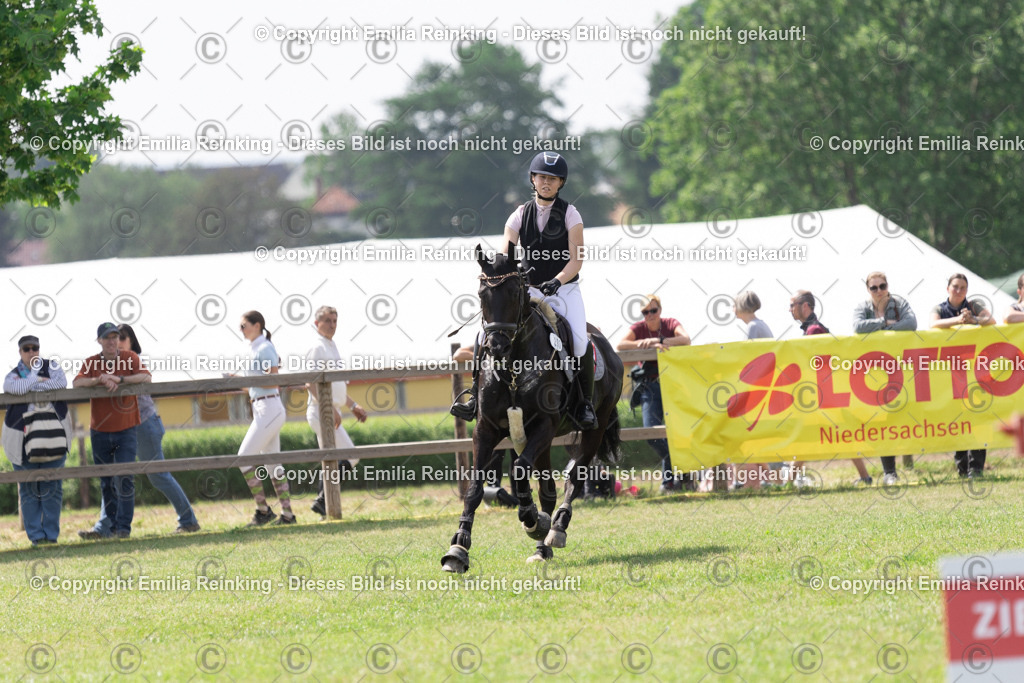 CL5A3351 | Emilia Reinking Fotografie - Realisiert mit Pictrs.com