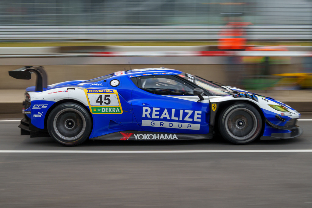 Nürburgring Langstrecken Serie (NLS) | 22.03.2025 Nürburgring Langstrecken Serie (NLS), Nürburgring,Deutschland, Bild: # 45, REALIZE KONDO RACING with Rinaldi, Jefferies  Axcil, Neubauer  Thomas, Fernandez Laser  Felipe,  im Ferrari 296 GT3 - Realisiert mit Pictrs.com