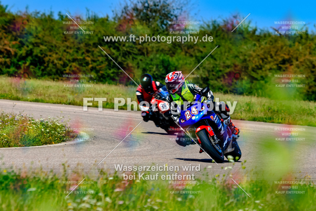 024-3108 | Hier findet Ihr Bilder von Touristenfahrten auf der Nürburgring Nordschleife oder von anderen Veranstaltungen die ich besucht habe. Viel Spass beim Durch Schauen 