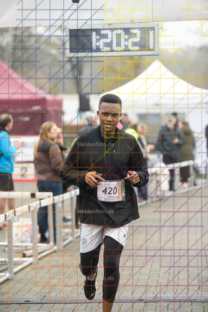 Neusser Erftlauf 2025  | 15km Neusser Erftlauf 2025 Foto: Heldenfoto.de