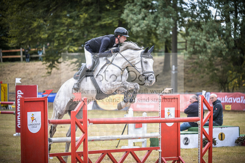 DOS_0603 | Entdecke hochwertige Reitturnierfotos von Foto Oger. Professionell, emotional und authentisch – jetzt Lieblingsmomente im Shop bestellen.Deutschlandweite Turnierfotografie. - Realisiert mit Pictrs.com