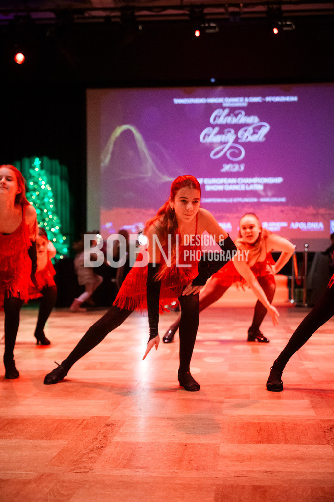 EM Showdance | Ettlingen - 20.12.2025: EM Showdance in Ettlingen (Schlossgartenhalle), Germany. Photo by: BobNL design &amp; photography - Realisiert mit Pictrs.com