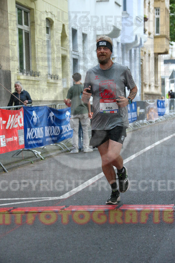 240614_2017_EX1_6657 | Sportfotografie im Rhein-Sieg Kreis, Köln, Bonn, NRW, Rheinland Pfalz, Hessen, etc. Unser Tätigkeitsfeld umfasst den Laufsport vom Volkslauf über den Marathon, Duathlon, Triathon bis zum Ultralauf wie Kölnpfad Ultra oder Schindertrail.