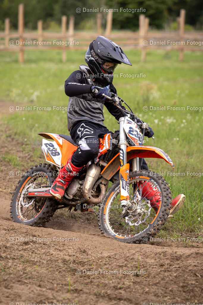 0V8A1609 | DanielFrommFotografie - Realisiert mit Pictrs.com