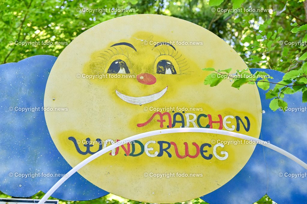 Unterach am Attersee_ Maerchenwald_ 11.08.2023-5 | 11.08.2023, Unterach am Attersee, AUT, Maerchenwald, Maerchenweg, im Bild Maerchewald, Maerchen-Wanderweg