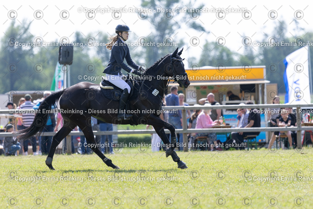 CL5A2201 | Emilia Reinking Fotografie - Realisiert mit Pictrs.com