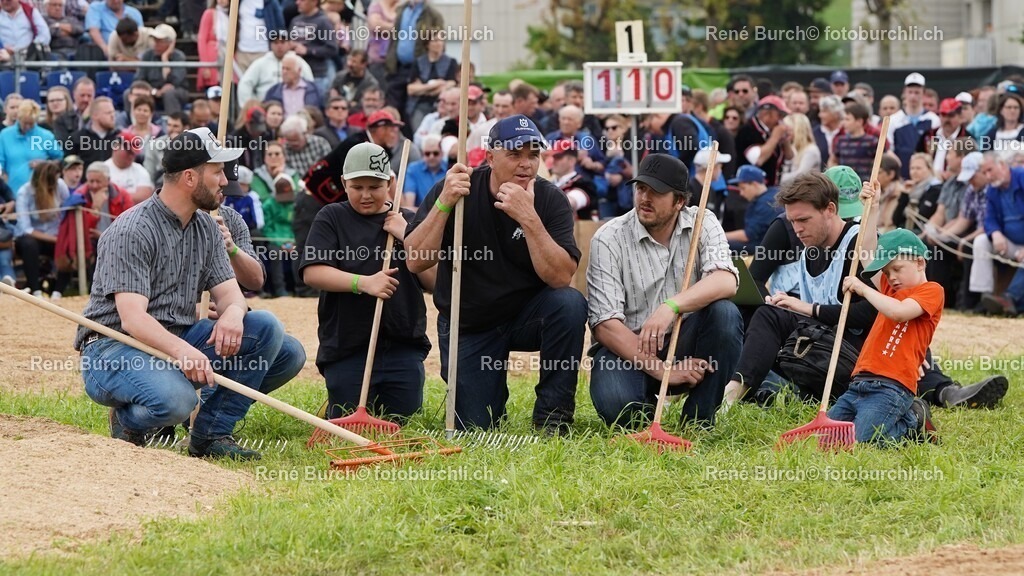 64 | René Burch leidenschaftlicher Fotograf aus Kerns in Obwalden.  Hier finden sie Sport, Landschaft und Natur Fotografie.
 - Realisiert mit Pictrs.com