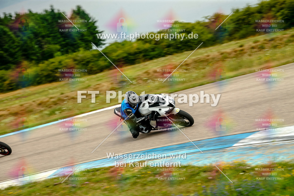 Chambley Juli-1425 | Hier findet Ihr Bilder von Touristenfahrten auf der Nürburgring Nordschleife oder von anderen Veranstaltungen die ich besucht habe. Viel Spass beim Durch Schauen 