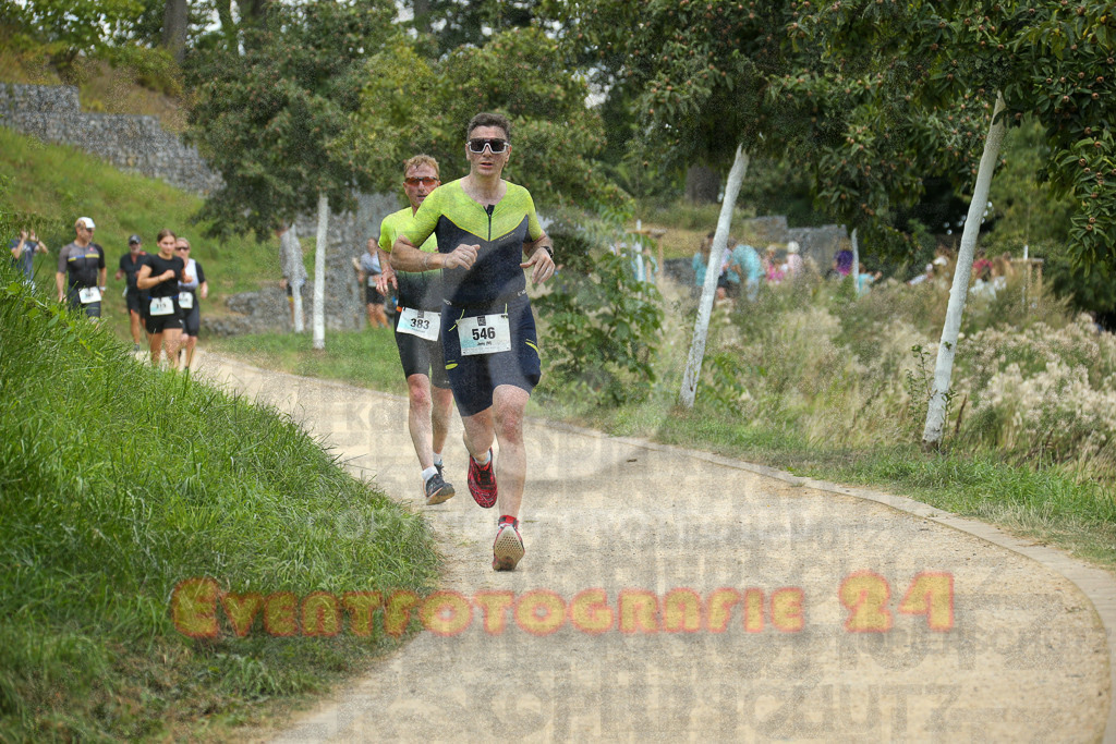 250824_1344_EX1_3500 | Sportfotografie im Rhein-Sieg Kreis, Köln, Bonn, NRW, Rheinland Pfalz, Hessen, etc. Unser Tätigkeitsfeld umfasst den Laufsport vom Volkslauf über den Marathon, Duathlon, Triathon bis zum Ultralauf wie Kölnpfad Ultra oder Schindertrail.