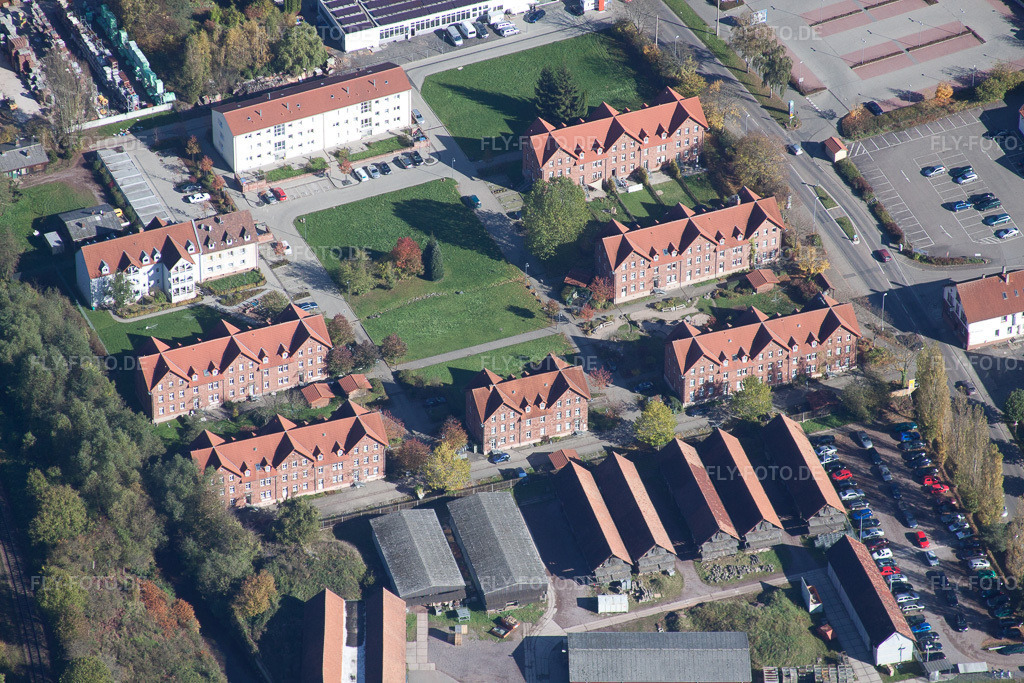 Luftbild: Industrie- und Gewerbegebiet der STABILA Messgeräte in Annweiler am Trifels im Bundesland Rheinland-Pfalz in Deutschland. Foto: IMG_34647.jpg vom 26.10.2010 durch Werner Riehm/FLY-FOTO.de