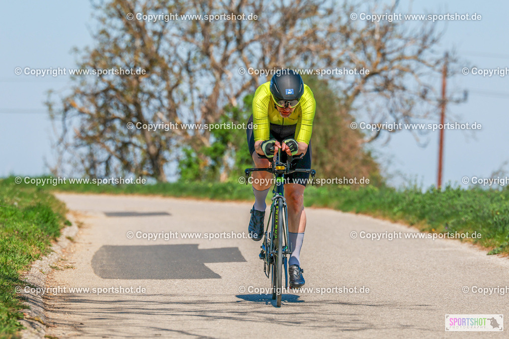 239_AR7_3968 | Neusiedlersee Radmarathon 2026@sportshot_your_pictrs #yourpictures#roadtowm2029 #nrm #neusiedlerseeradmarathon #neusiedlersee #neusiedlerseetourismus #burgenland #mörbisch #nrm26 #burgenlandtourismus #voglundco #poweredbyburgenlandtourismus #radsport #rad #marathon #ucigranfondo #visitburgenland #ucigranfondoworldseries