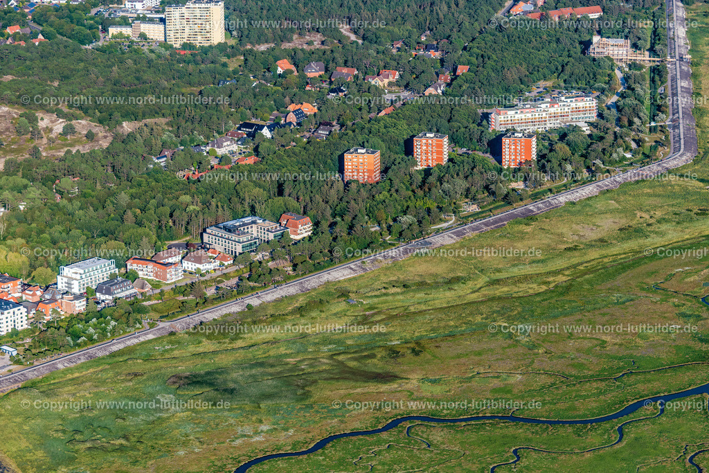 St.Peter-Ording_ELS_3636060822 | SANKT PETER-ORDING 06.08.2022 Ortsansicht an der Meeres-Küste an der Nordsee in Sankt Peter-Ording im Bundesland Schleswig-Holstein, Deutschland. // Townscape on the seacoast at the North Sea in Sankt Peter-Ording in the state Schleswig-Holstein, Germany. Foto: Martin Elsen