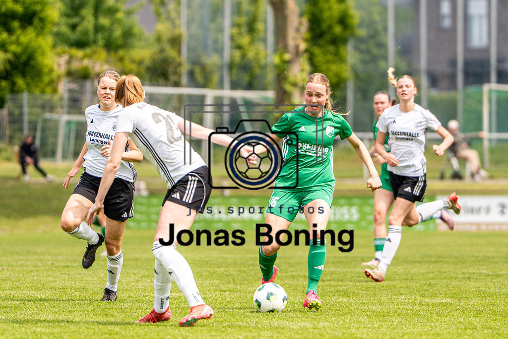Fußball I Frauen I Saison 2025-2026 I Oberliga Niedersachsen I 22. Spieltag I TuS Lutten - DJSK-SV Bunnen I 00109 | jns.sportfotos - Realisiert mit Pictrs.com