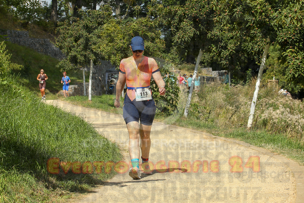 250824_1242_EX1_0287 | Sportfotografie im Rhein-Sieg Kreis, Köln, Bonn, NRW, Rheinland Pfalz, Hessen, etc. Unser Tätigkeitsfeld umfasst den Laufsport vom Volkslauf über den Marathon, Duathlon, Triathon bis zum Ultralauf wie Kölnpfad Ultra oder Schindertrail.