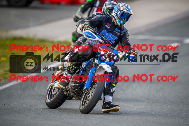 MaZZes_FotoMatrix_230506_2923 | UE40