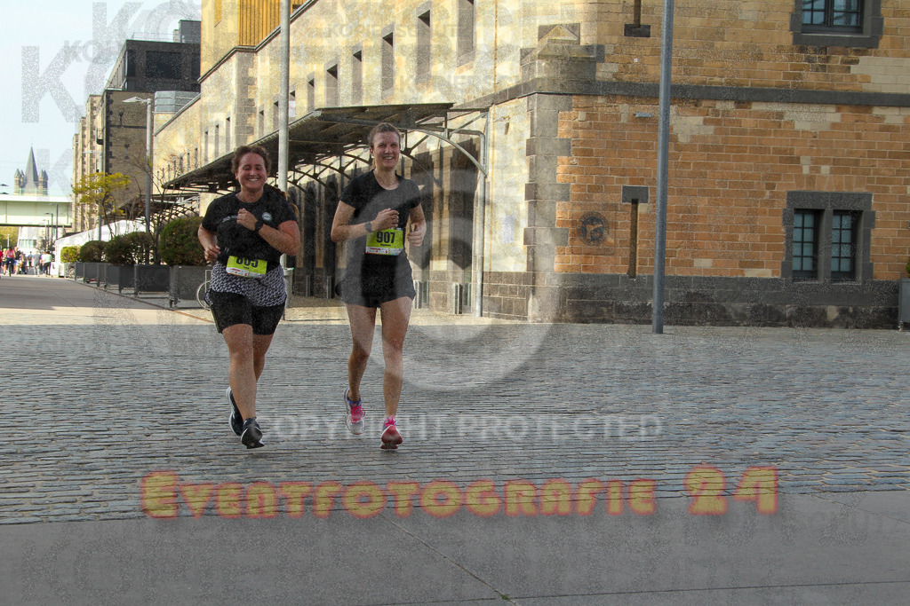 250920_1544_EV4_9518 | Sportfotografie im Rhein-Sieg Kreis, Köln, Bonn, NRW, Rheinland Pfalz, Hessen, etc. Unser Tätigkeitsfeld umfasst den Laufsport vom Volkslauf über den Marathon, Duathlon, Triathon bis zum Ultralauf wie Kölnpfad Ultra oder Schindertrail.