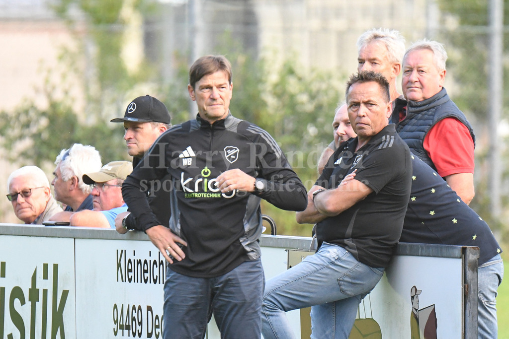  TSV Seebach : ASV Burglengenfeld | Wolfgang Beller (Trainer TSV Seebach) und sportlicher Leiter Gunther Peukert - Realisiert mit Pictrs.com