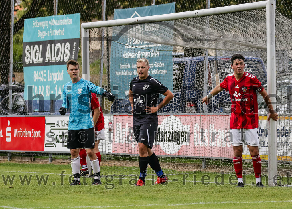 2023-07-30_021_FC_Lengdorf_II_gegen_SG_Anzing_Parsdorf | Lengdorf, Deutschland, 30.07.2023:
Fußball, Kreisliga 2023 / 2024, 1. Spieltag, FC Lengdorf gegen SpVgg Altenerding, Endergebnis: 0:1

Foto: Christian Riedel / fotografie-riedel.net