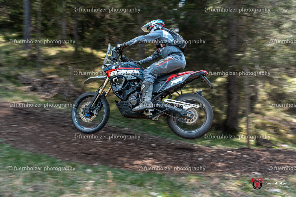 fuernholzer_250501-C1-738 | Fotografische Impressionen von der Red Stag Enduro Extreme by fuernholzer-photography.com. Endurosport in Österreich fotografisch festgehalten von fuernholzer. Auftragsfotografie für Private, Gewerbefotos und Industriefotografie. Eventfotografie, Sportfotografie und Motorsportfotografie. Anbieter von Fotoworkshops, Fototraining, fotografischen Vorträgen und Fotoseminaren.