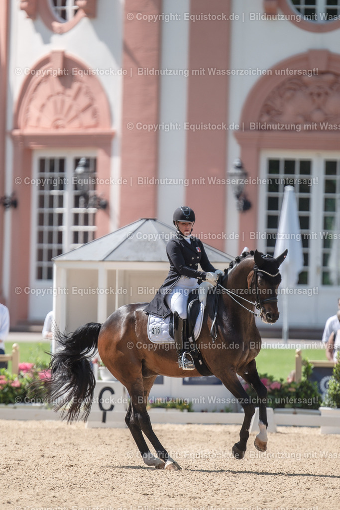 20230528_03_GP-Special-Tour_0059 | equistock