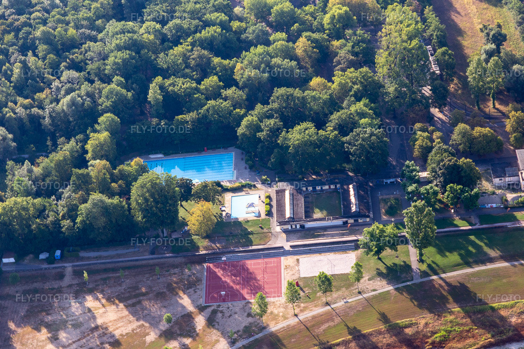 Luftbild: Rheinstrandbad Rappenwört im Ortsteil Daxlanden in Karlsruhe im Bundesland Baden-Württemberg in Deutschland. Foto: IMG_133776.jpg vom 14.08.2022 durch Werner Riehm/FLY-FOTO.deKarlsruher Bäder | Karlsruher Baeder - Entdecke die Vielfalt