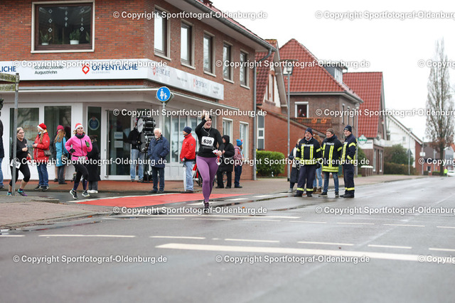 WMLA1975 | Bildershop "Sportfotograf-Oldenburg" mit Fotos von Sportevents in Oldenburg und Umzu. - Realisiert mit Pictrs.com
